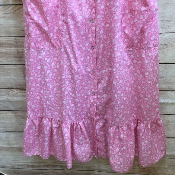 VINTAGE CAROLE PEASANT STYLE ROBE IN PINK AND WHITE FLORAL - Picture 4 of 8